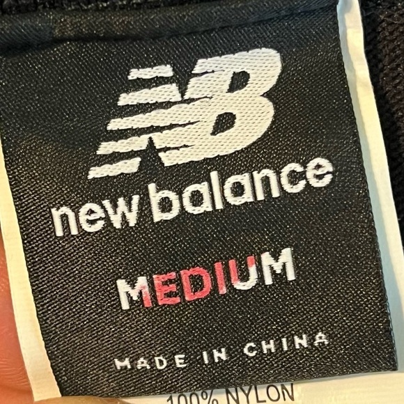 New Balance Wide Leg Crop Pants Thick Knit High Rise Pockets Retro Black Medium - Picture 3 of 8